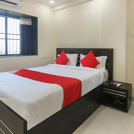 Hotel O Villa 31 Akot Luaran gambar
